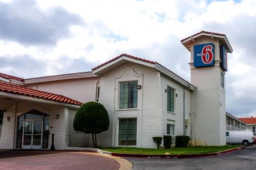 Фотография гостиницы Motel 6-Euless, TX - DFW West