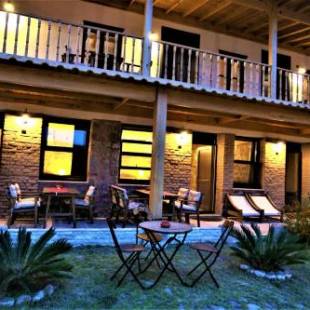 Фотографии гостиницы
Attalos Suites Hotel