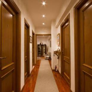 Фотографии мини отеля 
            B&B Roma Appia Davila25