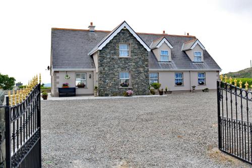 Фотография гостевого дома Cottage 206 - Ballyconneely