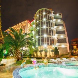 Фотография банкетного зала Грейс Арли на 80 персон