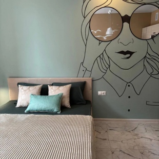 Фотография квартиры Квартира с ярким граффити