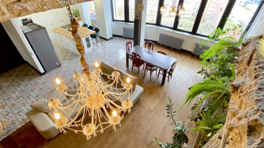 Фотографии квартиры 
            Апартаменты ApartMari Шикарные 4-комнатные апартаменты Лофт в центре