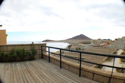 Фотография гостевого дома The Médano. Spectacular terrace and sea views.