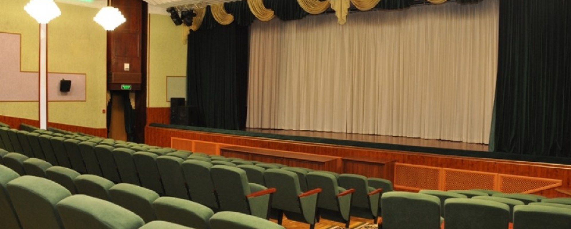 Фотографии конференц-зала Санатория Луч 1 корпус