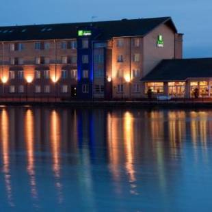 Фотографии гостиницы 
            Holiday Inn Express Cardiff Bay, an IHG Hotel