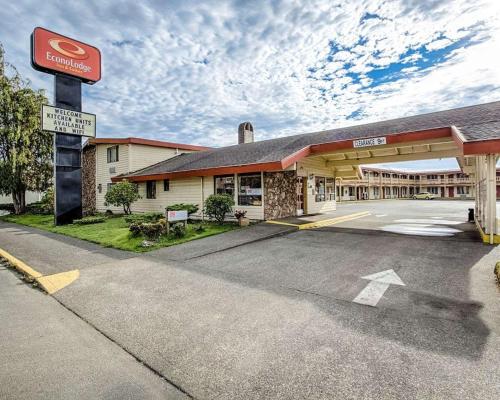 Фотография гостиницы Econo Lodge Inn & Suites Hoquiam