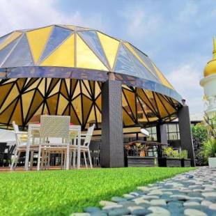 Фотографии гостиницы 
            Tara Hotel Yogyakarta