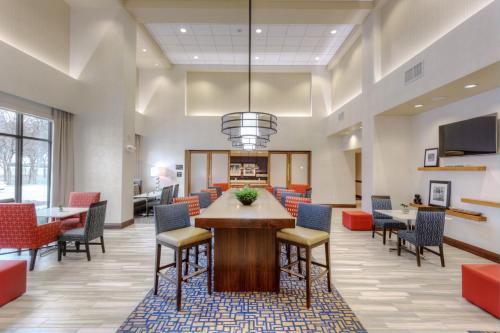 Фотография гостиницы Hampton Inn & Suites Dallas/Plano-East