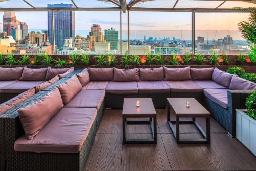 Фотография гостиницы Fairfield Inn & Suites By Marriott New York Manhattan/Times Square