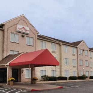 Фотографии гостиницы 
            Hawthorn Suites by Wyndham Lancaster