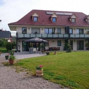 Фотографии мини отеля
Maison d'Hôtes Sainte Hune Chambres