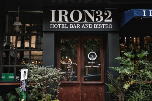 Фотография гостиницы Iron32 Hotel