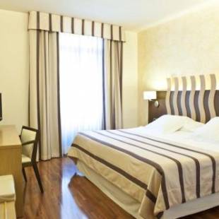 Фотографии гостиницы
Duran Hotel & Restaurant