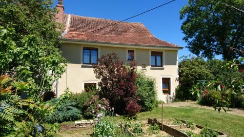 Фотография гостевого дома La Favière Enchantée - le gîte