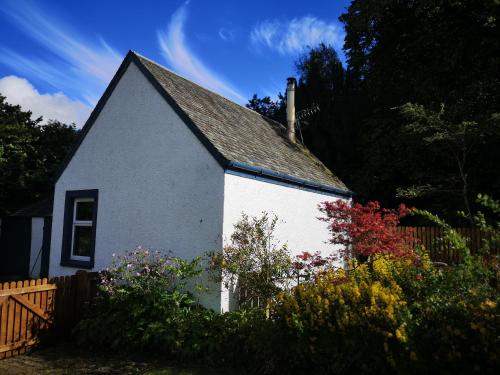 Фотографии гостевого дома 
            Private Cottage Bothy near Loch Lomond & Stirling