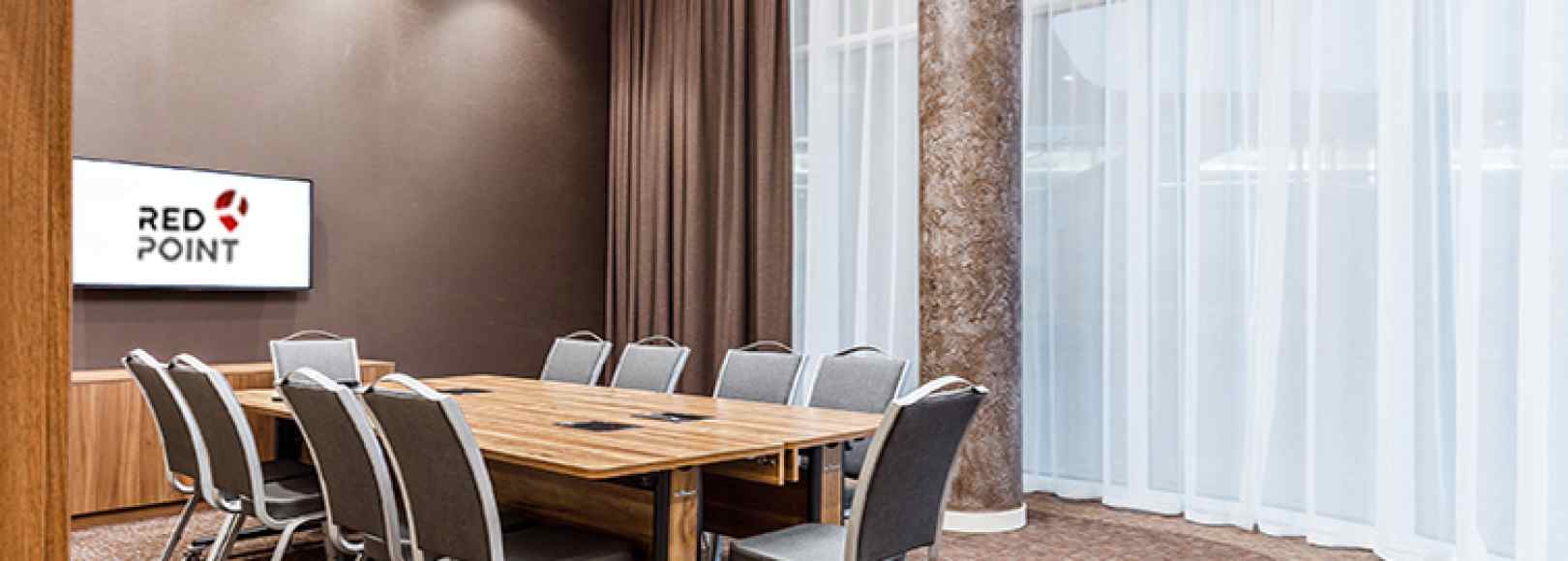 Фотография комнаты для переговоров Аркадия