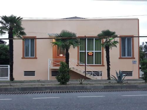 Фотография гостевого дома 4 пальмы