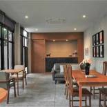 Фотография гостиницы Cherlock hotel