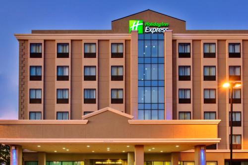 Фотография гостиницы Holiday Inn Express Los Angeles LAX Airport, an IHG Hotel