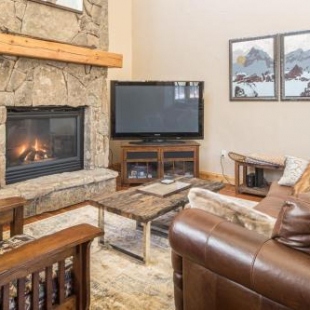 Фотография гостевого дома Lone Peak Townhome 5