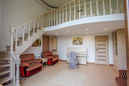 Фотография базы отдыха Павловск Палас