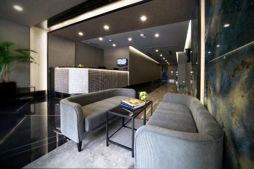 Фотография гостиницы Hotel Classic by Venue - SG Clean