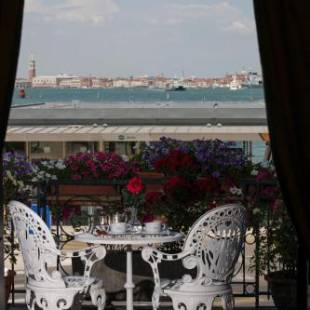 Фотографии гостиницы
Hotel Riviera Venezia Lido