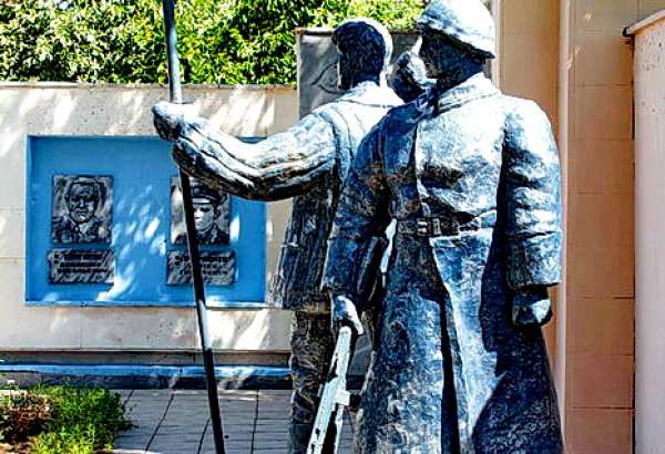 Фотография достопримечательности Аллея Героев Воинской славы