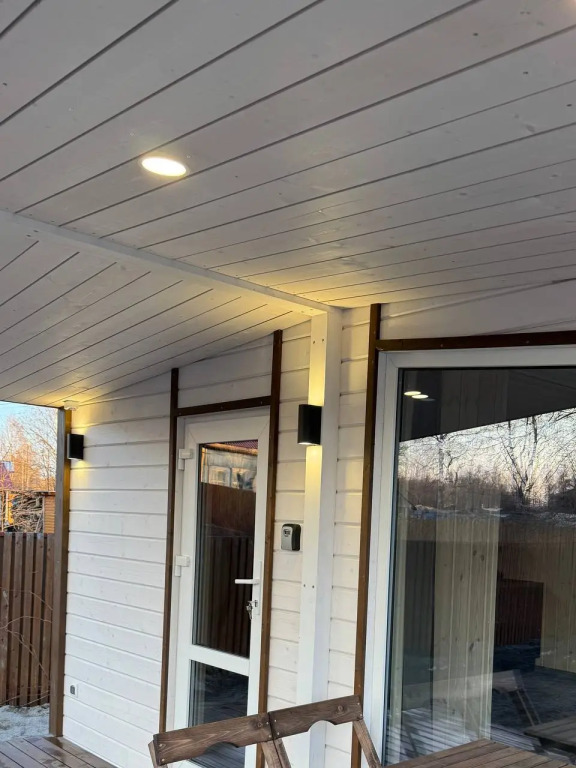 Фотография Коттеджа Частный дом Дом с террасой By river