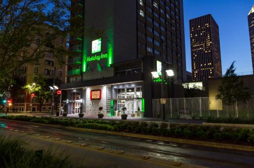 Фотография гостиницы Holiday Inn Houston Downtown, an IHG Hotel