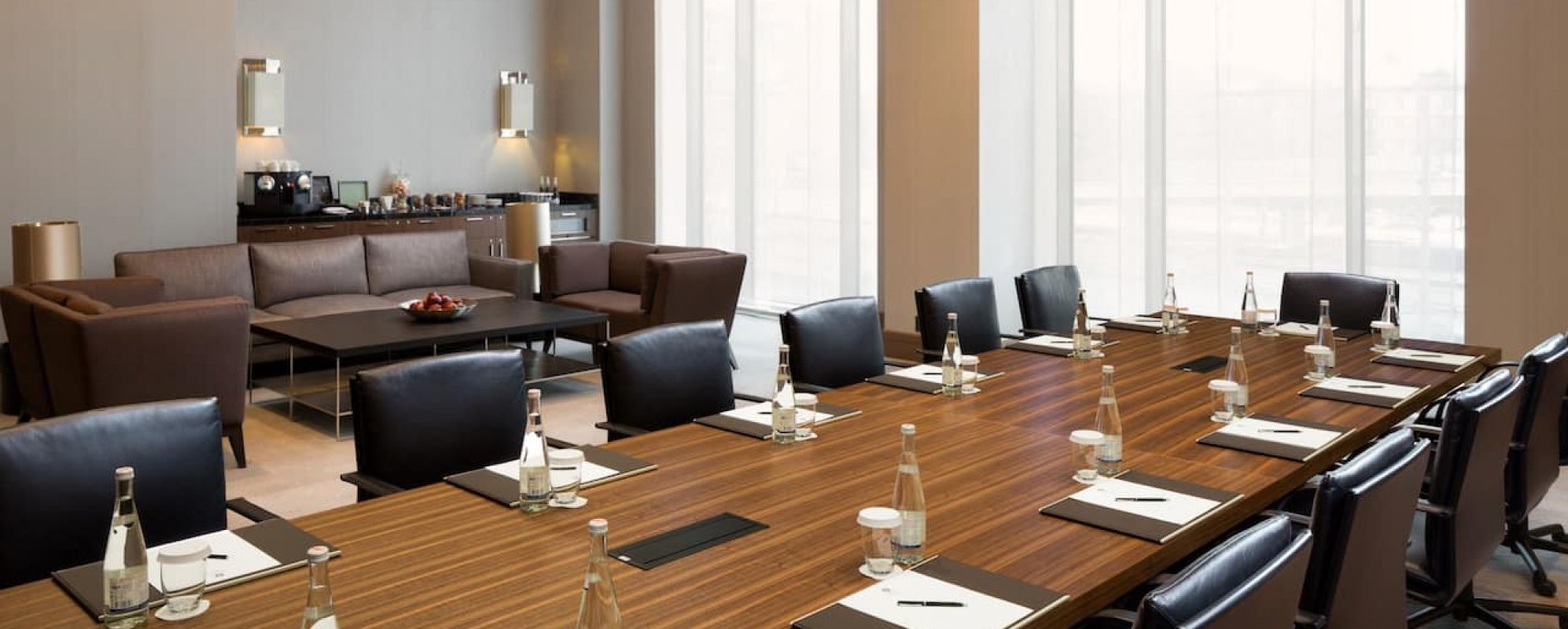 Фотографии конференц-зала VIP переговорная Болошев