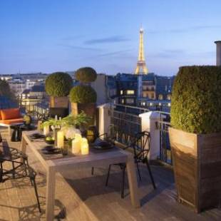 Фотографии гостиницы
Hotel Marignan Champs-Elysées