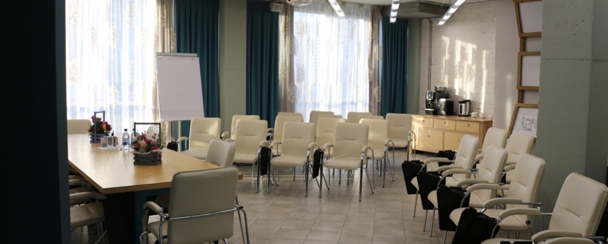 Фотографии конференц-зала Учебный центр ЗЕЛЕНЬ