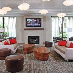 Фотографии гостиницы 
            Holiday Inn Irving Las Colinas, an IHG Hotel
