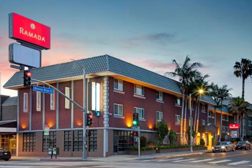 Фотография гостиницы Ramada by Wyndham Los Angeles/Downtown West
