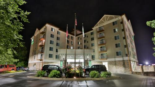 Фотография гостиницы Holiday Inn Express & Suites Asheville Downtown, an IHG Hotel