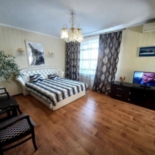 Фотография квартиры Апартаменты Сдам посуточно квартиру Центр ДОФ