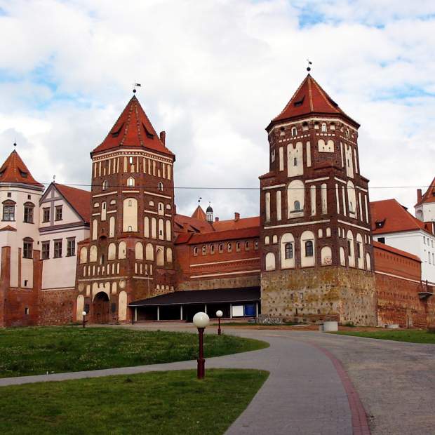 Фотография достопримечательности Мирский замок