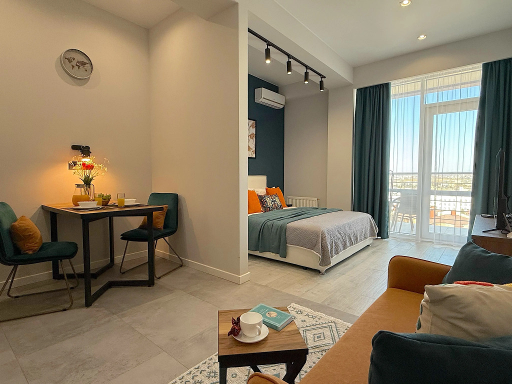 Фотография квартиры Апартаменты Акваделюкс у моря, с бассейном, СПА, пляжем N1007