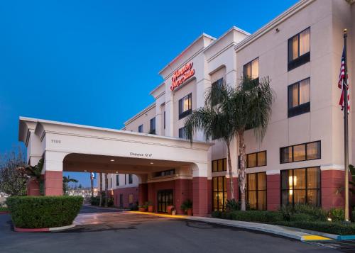 Фотография гостиницы Hampton Inn & Suites Tulare