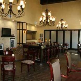 Фотографии гостиницы
Hampton Inn & Suites Dallas-Arlington North-Entertainment District
