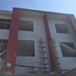 Фотография гостиницы Vaccinated Staff - OYO 318 K1 UPN Rungkut Madya