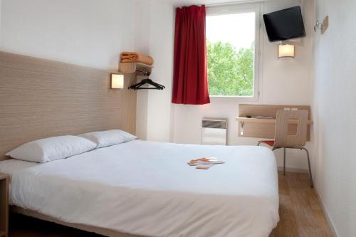 Фотография гостиницы CYAN HOTEL - Roissy Villepinte Parc des Expositions