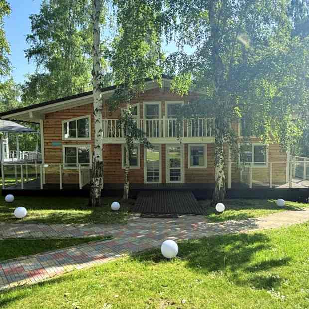 Фотографии Коттеджа 
            Частный Дом Пчелы у Oзера