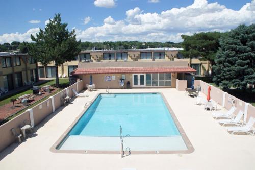 Фотография мотеля Brentwood Inn & Garden