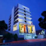 Фотография гостиницы Amaris Hotel Dr. Susilo Grogol