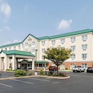 Фотографии гостиницы 
            Comfort Inn & Suites Dover