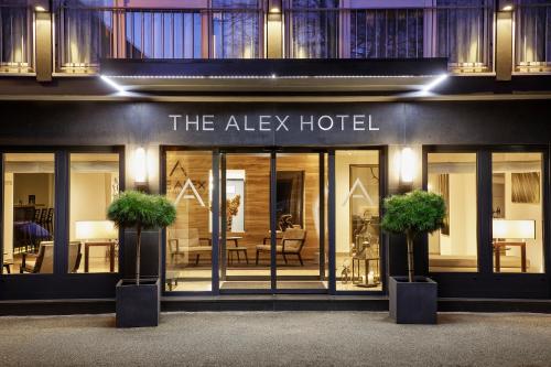 Фотография гостиницы The Alex Hotel