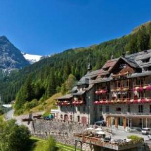 Фотографии гостиницы
Hotel Madatsch